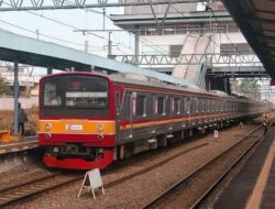 Test Swab di KRL Sudah Berlaku Mulai Senin