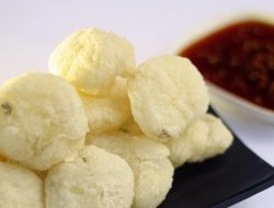 4 Jenis Camilan Khas Sunda Ini Cocok Temani Saat Kamu “WFH”