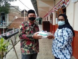 Pemuda Muhammadiyah Kota Bandung Gagas Pemuda Peduli Kesehatan Masyarakat bagikan Beras dan APD