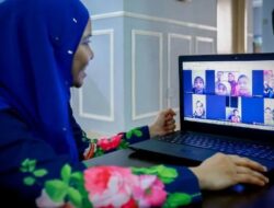 Guru Kembali Belajar: Teknologi dan Pedagogik