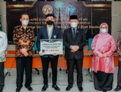 Harumkan UIN Bandung, Mahasiswa Berprestasi Tingkat Nasional dan Internasional Terima Kadeudeuh