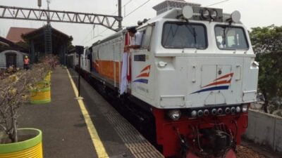 Jalur Kereta Api Bogor-Sukabumi, Target Rampung 2022. Semoga Warga Semakin Produktif!