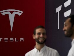 Filosofi Makna dari Logo Tesla. Inilah Artinya!