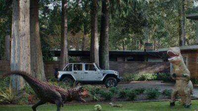 Film Jurassic World Dominion Dihiasi Mobil Jeep