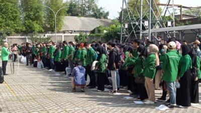 Lepas Mahasiswa Peserta KKN, Ini Pesan Rektor Universitas Muhammadiyah Bandung