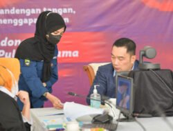 Top! Mahasiswi UIN Bandung Semester 1, Jadi Ajudan Gubernur Jabar
