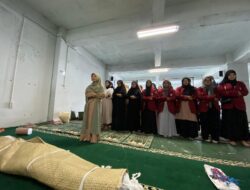Mahasiswa PAI UM Bandung Siap Membantu Masyarakat Dalam Pemulasaraan Jenazah
