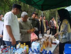 Di Sukabumi, Dishut Jabar Gagas Pasar Leuweung Bangkitkan Ekonomi Petani