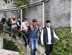 Percepat Tangani Bencana, Wakil Wali Kota Sukabumi Pantau Lokasi Banjir dan Longsor