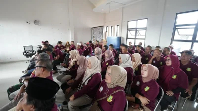 Para Ketua RT dan RW Kota Sukabumi Didorong Jadi Garda Terdepan Pelayanan Warga