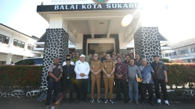 Perkuat Peran LPM di Masyarakat, Pemkot Sukabumi Salurkan Bantuan Hibah