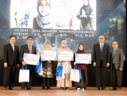 UM Bandung Apresiasi Empat Dosen Terbaik, Wujudkan Semangat Fastabiqul Khairat