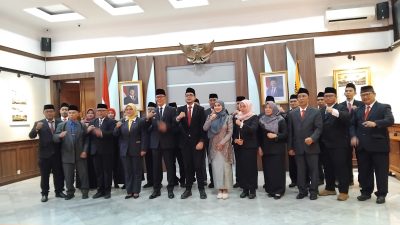 Perdana, Wali Kota Sukabumi Lantik 12 Pejabat Eselon 2 Mulai Kepala Dinas Hingga Badan