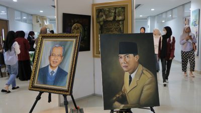 Festival Seni UM Bandung Suguhkan Pameran Lukisan, Teater, Hingga Hadirkan Pidi Baiq