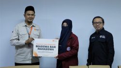 Tiga Kali Berturut, Rumah Zakat Konsisten Bantu Pendidikan Mahasiswa UM Bandung