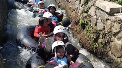 Serunya Main Arung Jeram Pontang Panting di Kampung Wisata Edukasi Kadulawang Sukabumi