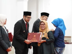 Ratusan PNS Pemkot Sukabumi Terima Penganugerahan Satyalancana Karya Satya