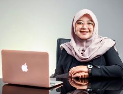Pantang Menyerah! Dosen UM Bandung Ini Berhasil Raih Beasiswa Kampus Luar Negeri
