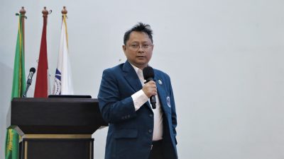 Pendidikan Sejati Adalah Penanaman Adab, Bukan Sekadar Ilmu Pengetahuan