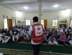 Belajar dari Tragedi Bangunan Roboh, PMI Kota Sukabumi Tanamkan Budaya Siaga Bencana di Pesantren