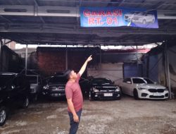 Cegah Parkir Sembarangan di Perumahan, Warga di Sukabumi Kompak Bangun Garasi Umum