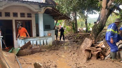 Banjir dan Longsor Terjang Sukabumi, Pemkab Tetapkan Status Tanggap Darurat di Dua Wilayah