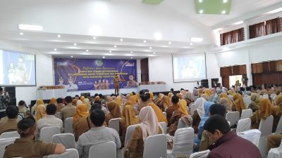 Hari Guru di Sukabumi, Puluhan Guru Hingga Kepala Sekolah Dapat Apresiasi