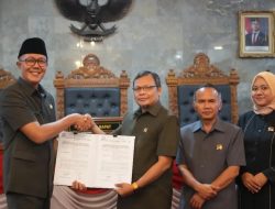Sembilan Fraksi DPRD Kota Sukabumi Sampaikan Pemandangan Umum terhadap Penjelasan Walikota terkait RAPBD 2026
