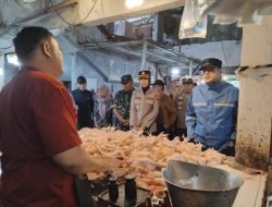 Jelang Nataru, Forkopimda Sukabumi Sidak Pasar Pastikan Harga Sembako Stabil dan Pangan Aman