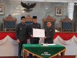 DPRD dan Pemkot Sukabumi Setujui Raperda Pencegahan dan Peningkatan Kualitas Perumahan Kumuh serta Permukiman Kumuh      