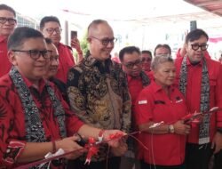Sekjen PDIP Hasto Kristiyanto Resmikan Klinik Pratama Waluya Sejati Abadi di Sukabumi