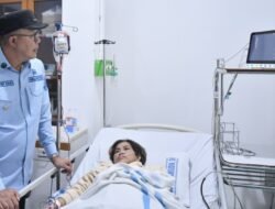 Jenguk PMI Asal Sukabumi yang Sempat Tertahan di China, Wali Kota Sukabumi Beri Dukungan Moril