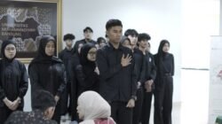 Dekan Fakultas Ekonomi dan Bisnis UM Bandung Resmi Melantik Kepengurusan GIS Periode 2025/2026