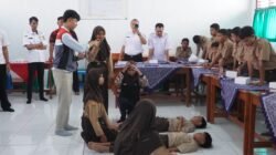 Pertamina Patra Niaga Regional JBB Perkuat Kesiapsiagaan Bencana di SMPN 1 Balongan