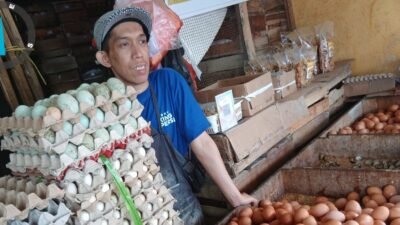 Hari ke-7 Ramadhan, Harga Telur di Sukabumi Naik Jadi Rp 32 Ribu/Kg, Daging Ayam dan Cabai Kompak Turun!