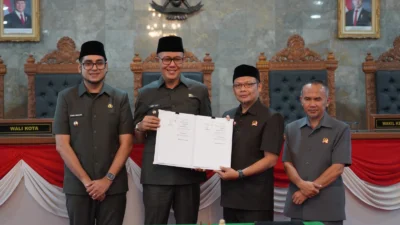 Rapat Paripurna DPRD Kota Sukabumi Setujui Raperda Peternakan dan LKPJ Wali Kota 2025 Ditargetkan Rampung Akhir Maret