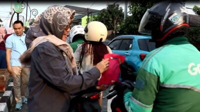 Lurah Se-Kota Sukabumi Berbagi Takjil, Pererat Kepedulian di Bulan Ramadan