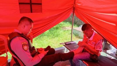 Aksi Inspiratif Relawan Disabilitas Warnai Posko Lebaran PMI Kota Sukabumi