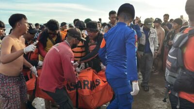 Sempat Hilang Terseret Arus di Pantai Karangnaya Sukabumi, Seorang Remaja Akhirnya Ditemukan Meninggal