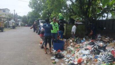 Sampah Menggunung di Area Strategis Kota Sukabumi, Warga Desak DLH Bergerak Cepat