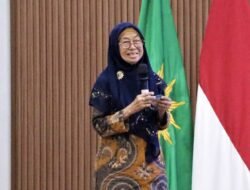 Semangat Belajar Sepanjang Hayat, Inspirasi dari Guru PAUD 77 Tahun yang Kuliah di UM Bandung