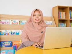 Akademisi UM Bandung Ingatkan Orang Tua Pentingnya Kualitas Pengasuhan dalam Masa Emas Anak