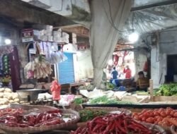 Update Harga Pangan : Cabai Merah Naik, Bawang Putih dan Kol Turun di Pasar Sukabumi