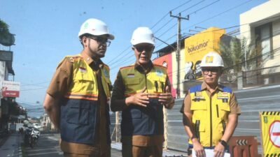 Respons Aduan Warga, Pemkot Sukabumi Mulai Perbaiki Jalan Gudang yang Rawan Kecelakaan