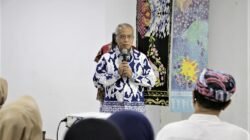 Kriya Tekstil dan Fashion UM Bandung Sukses Gelar Pameran Kain dan Kebaya