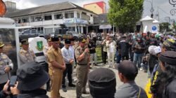 Di Depan Ratusan Pendemo, Satpol PP Sukabumi Komitmen Tegakkan Perda Miras Nol Persen