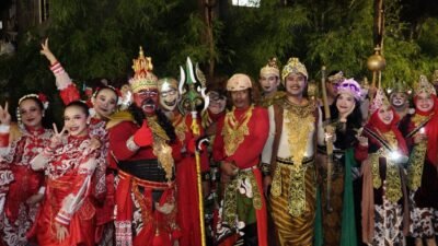 Kirab Tatar Sunda di Bandung, Sekretariat DPRD Kota Sukabumi Tampilkan “Sandiwara Sunda Sri Asih”