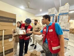 PMI Kirim Bantuan Obat-obatan dan Alat Kesehatan Darurat untuk Iran