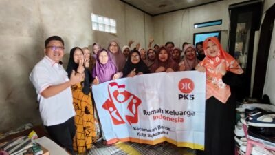 Relaunching Rumah Keluarga Indonesia Jayamekar, Bipeka PKS Baros Kota Sukabumi Gencarkan Kajian Ketahanan Keluarga