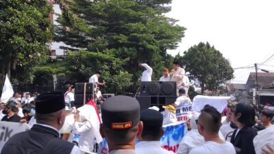 Ribuan Massa di Sukabumi Dukung Program MBG, Minta Dilanjutkan dan Diperkuat lewat Payung Hukum